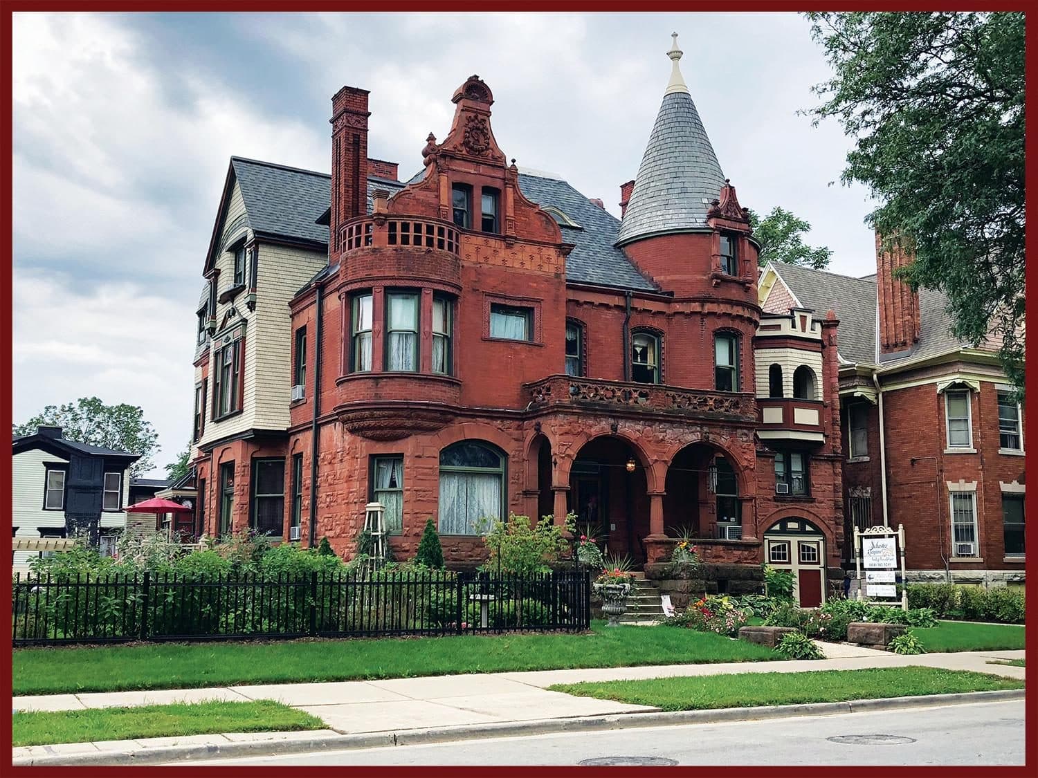 Schuster Mansion Bed & Breakfast, Milwaukee